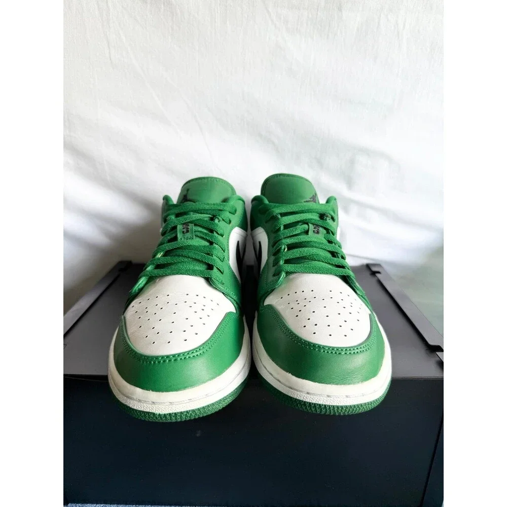 AUTHENTIC Jordan 1 Low Pine Green size 9 553558–301 2020 PRE-OWNED